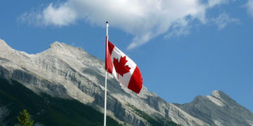 Revolut opuszcza Kanadę. Problemy z uzyskaniem licencji bankowej