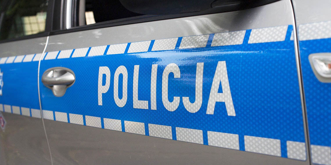 Zapłaciła 10 razy znalezioną kartą kredytową na łączną kwotę ok. 400 zł. Grozi jej kara pozbawienia wolności