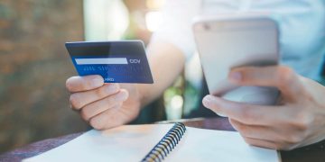 Aion Bank dostępny w Polsce. Oferuje trzy plany subskrypcyjne i dodatkowe usługi