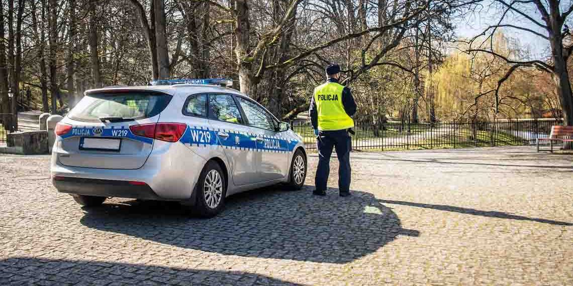 Grozi im do 5 lat pozbawienia wolności. Posłużyli się kilkanaście razy kartą płatniczą na terenie Ursynowa